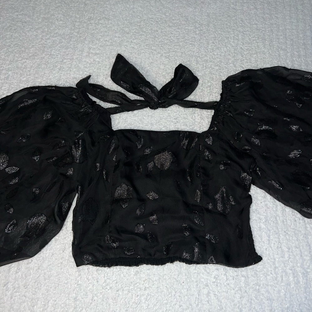 Black Holiday top with balloon sleeves